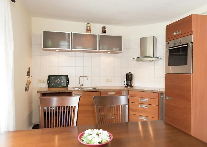 Majestic In Nyaraló